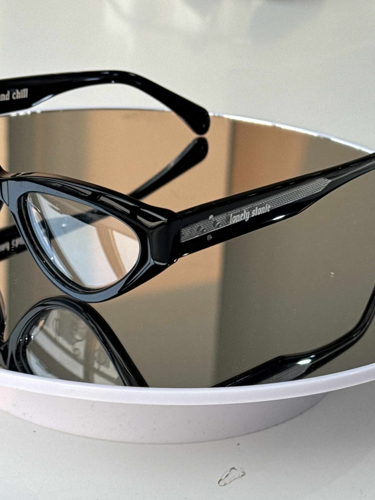 d9e18a63 e22e 4ea1 961d 31eb7f2c8078